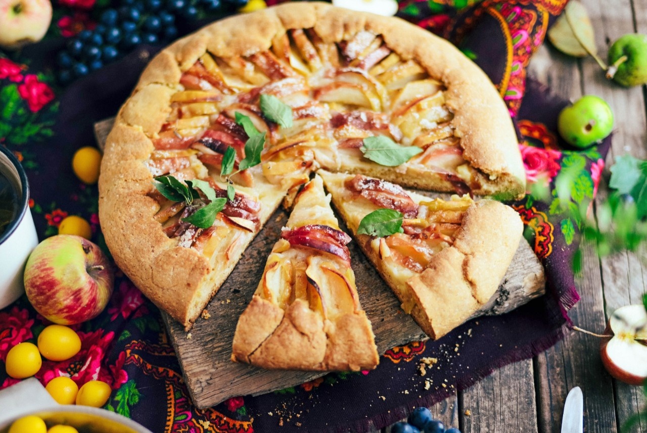 Süßer Apfel-Birnen-Pizzakuchen
