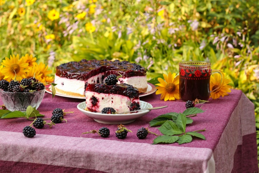 Brombeertorte mit Joghurtcreme